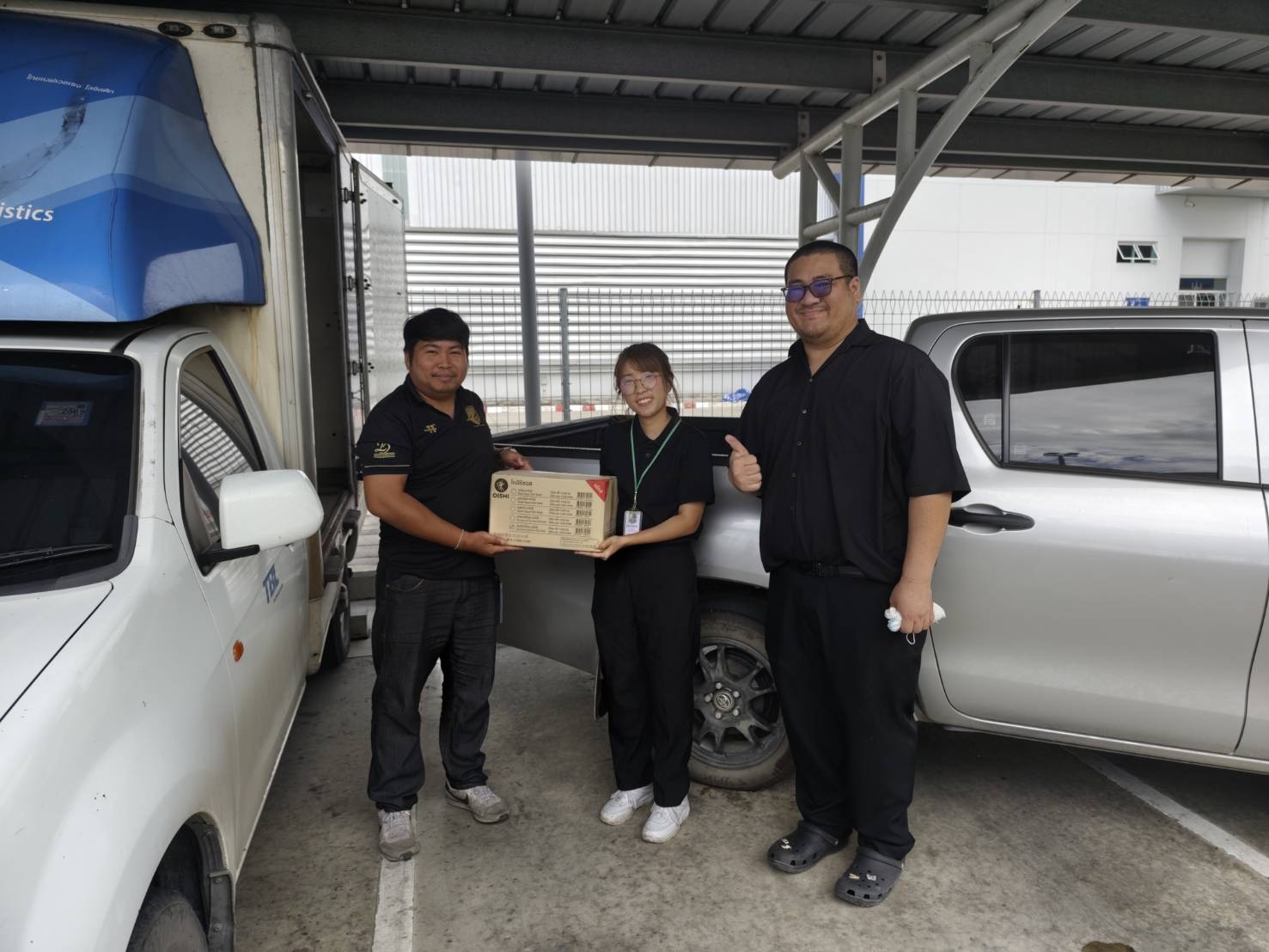 สพอ.บางไทร ผนึกกำลังร่วมกับมูลนิธิสโกลาร์ ออฟ ซัสทีแนนซ์ (SOS) ดำเนินโครงการรักษ์อาหาร ส่งต่ออาหารให้ชุมชน