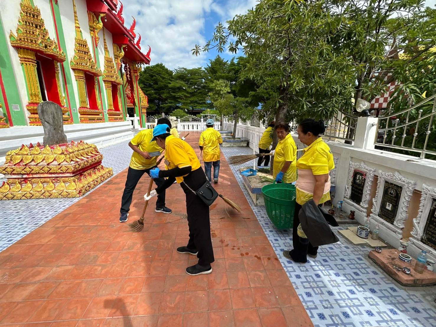 กิจกรรมจิตอาสาบำเพ็ญสาธารณประโยชน์และบำเพ็ญสาธารณกุลเฉลิมพระเกียรติ ตำบลราชคราม อำเภอบางไทร